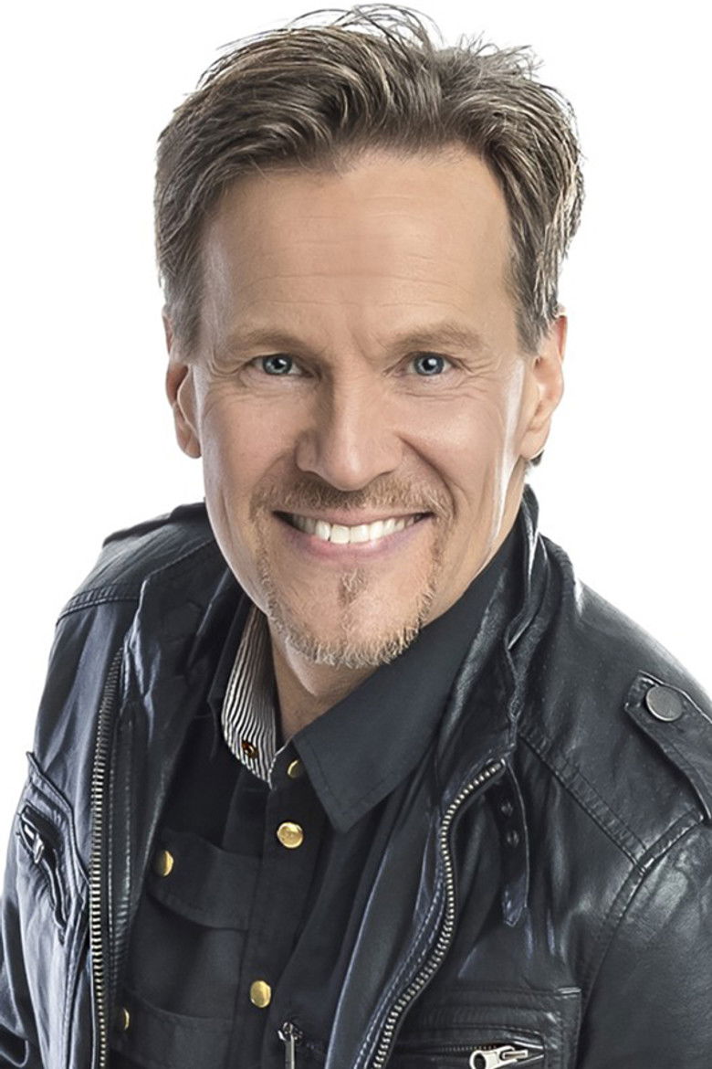 Magnus Bäcklund portrait image