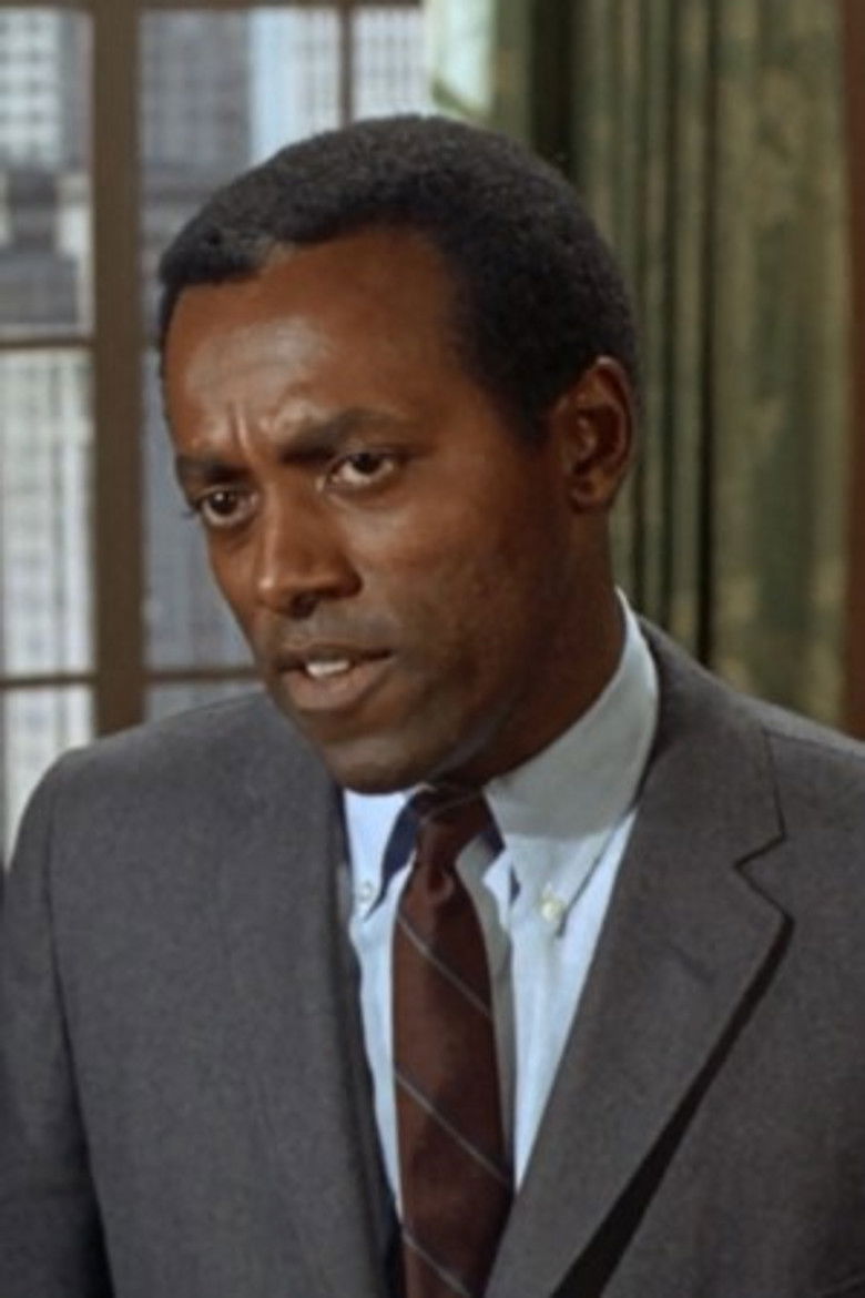 Emmanuel Thomas portrait image