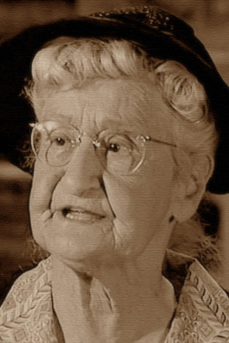 Merie Earle photo 2