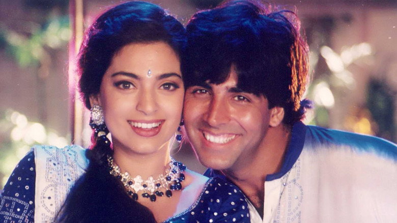 Frame from Mr. & Mrs. Khiladi