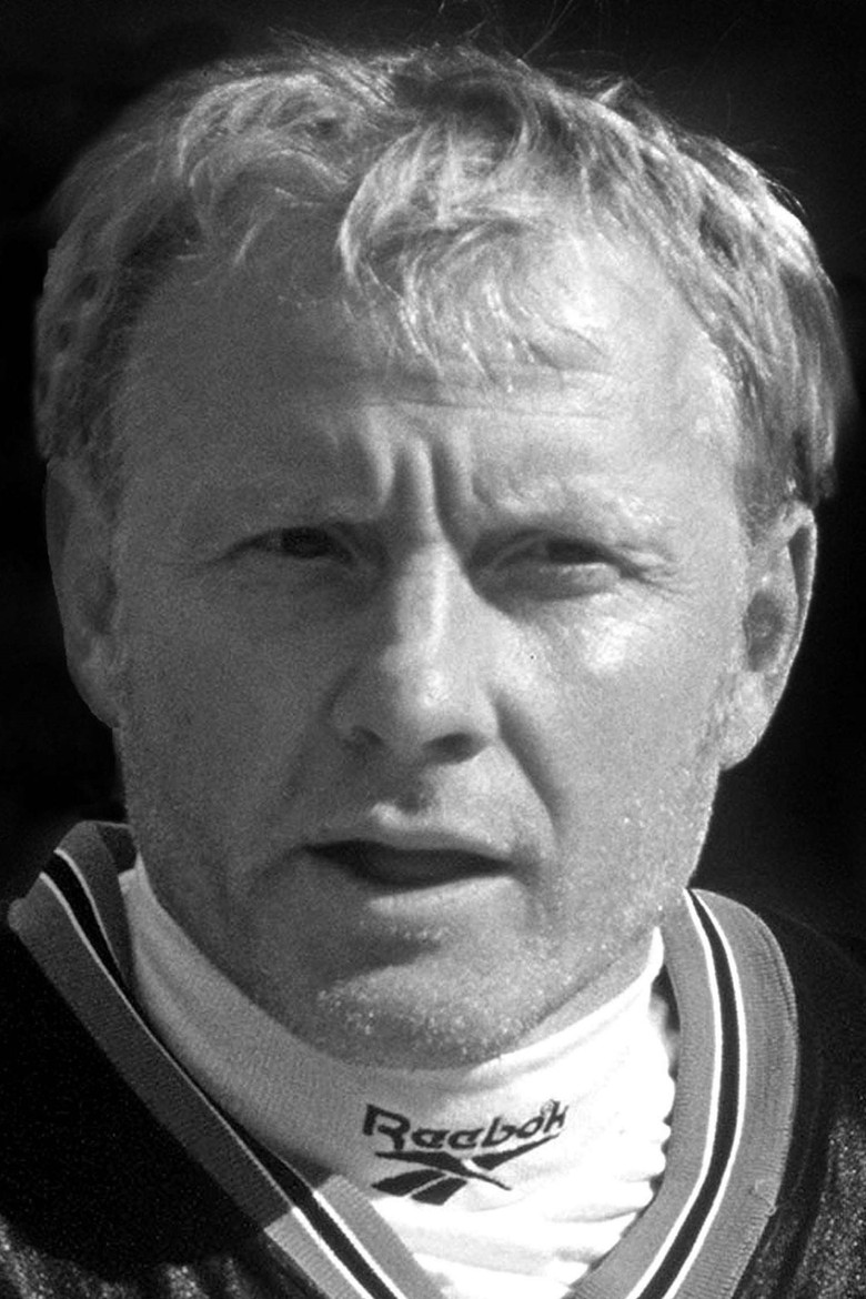 Manfred Burgsmüller portrait image