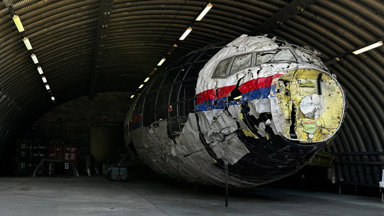 Murder in the Skies: Who Downed Mh17? 1