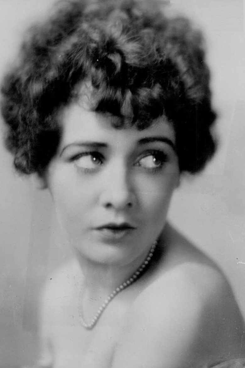 Sally O'Neil photo 3