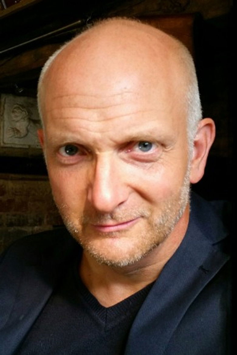 Stephen Wisdom portrait image