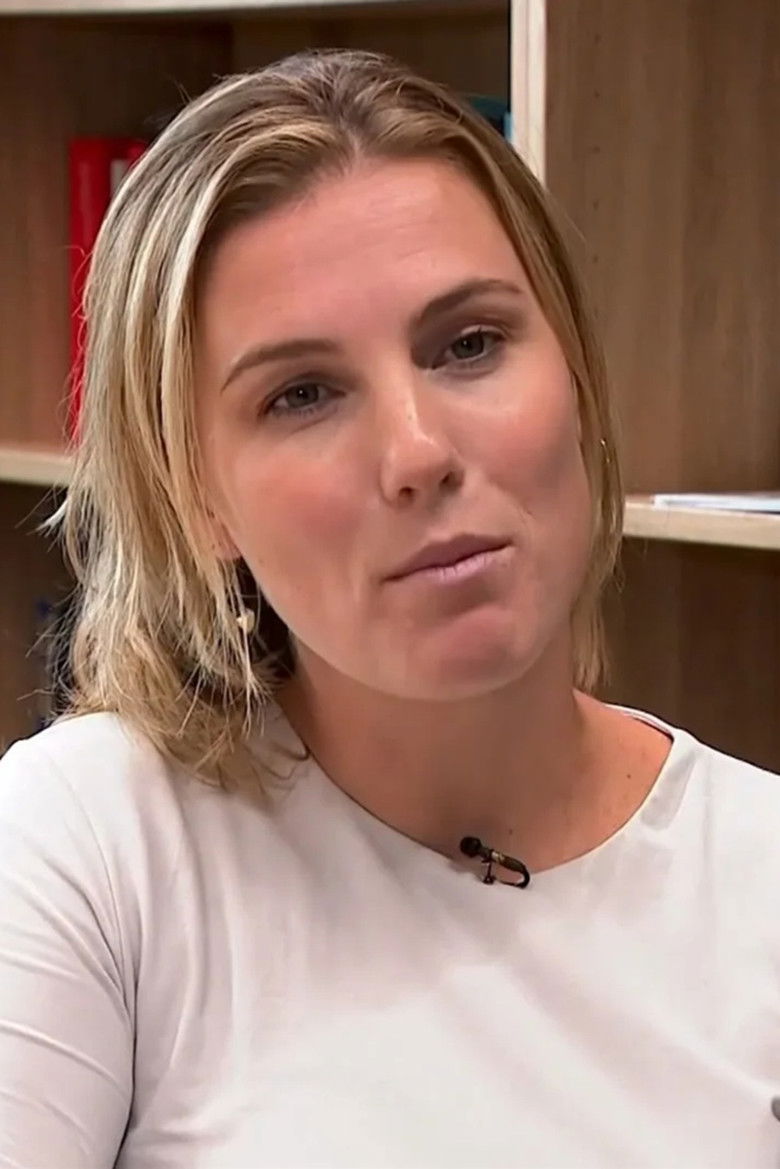 Kelly de Vries portrait image