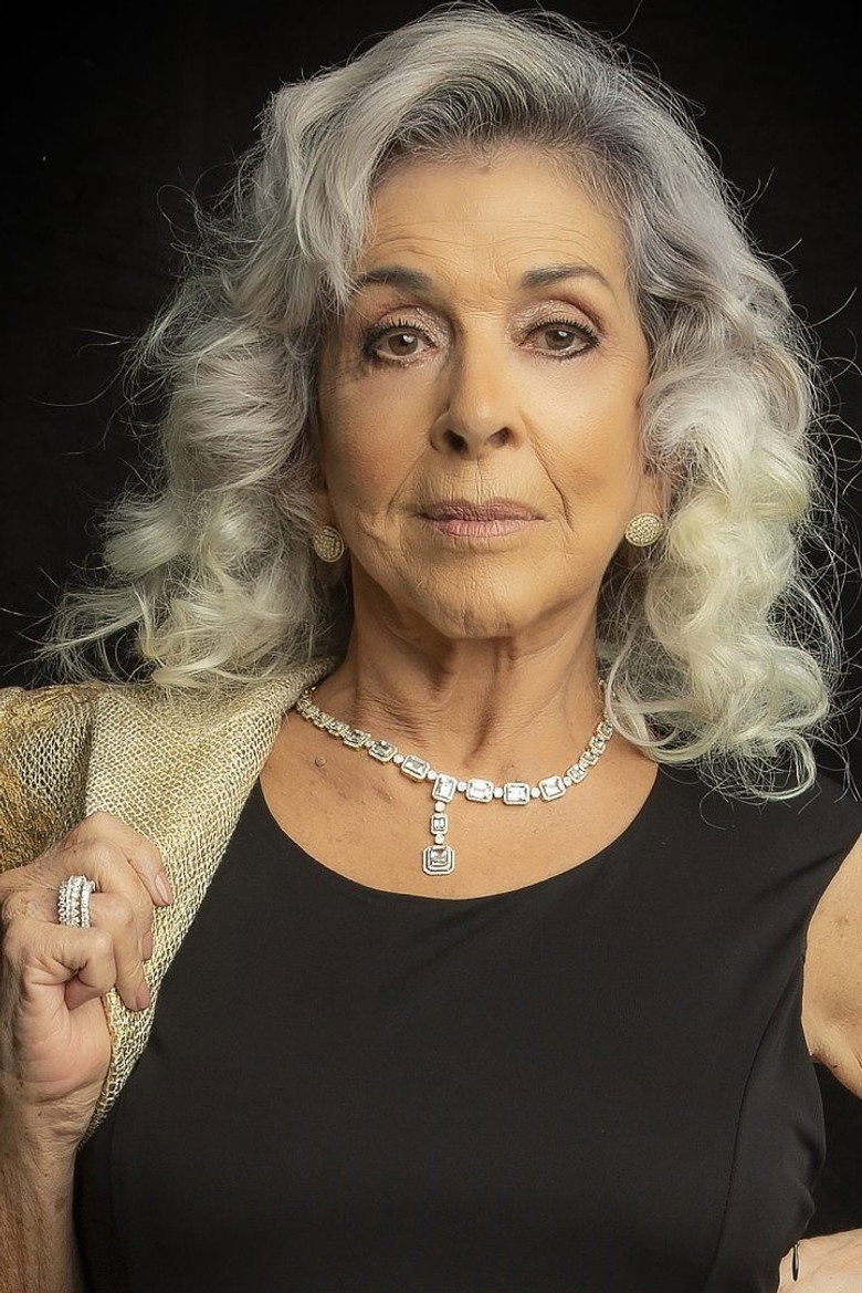 Betty Faria photo 2