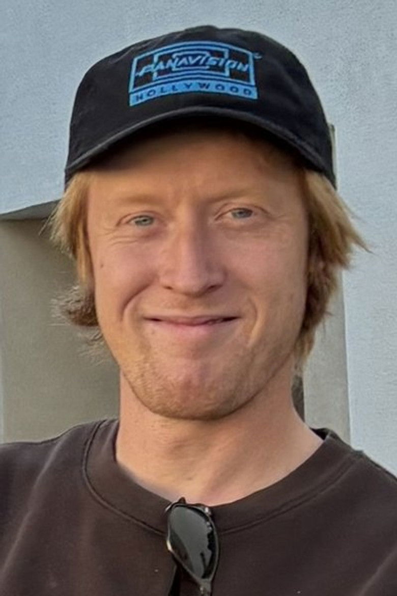 Mads Fridolin Vejlby portrait image