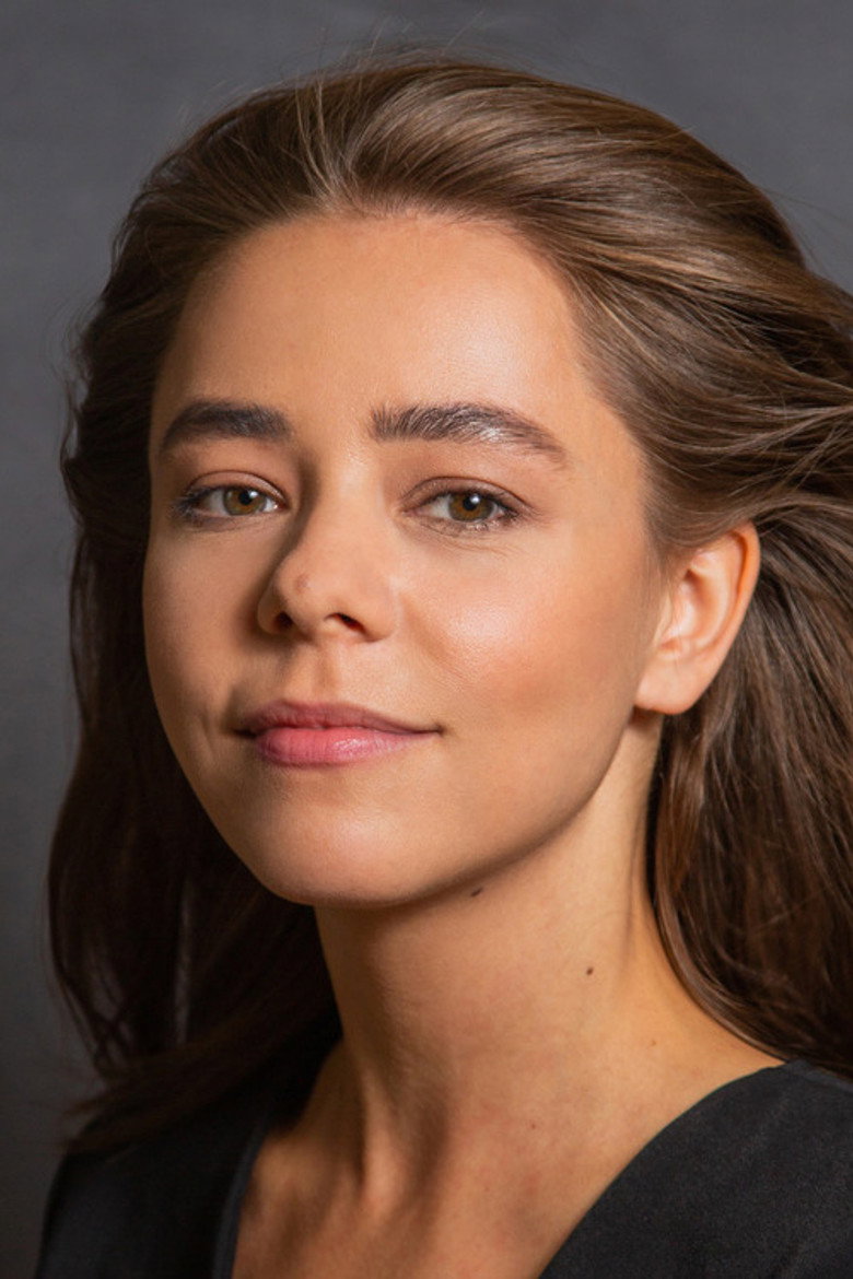 Polina Shashuro photo 2