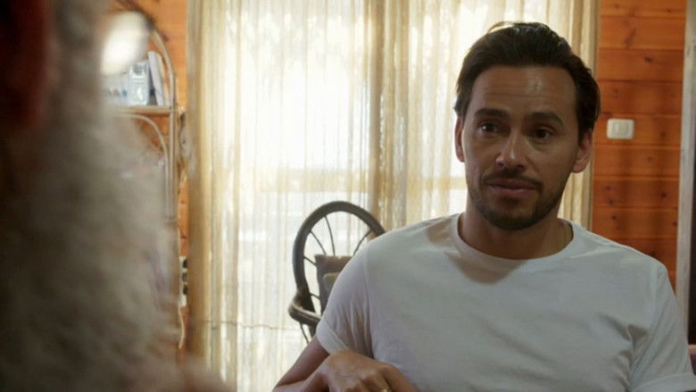 Gallery image from oxcjtwdvUXMWZJNT9v2ELCSJUnx.jpg