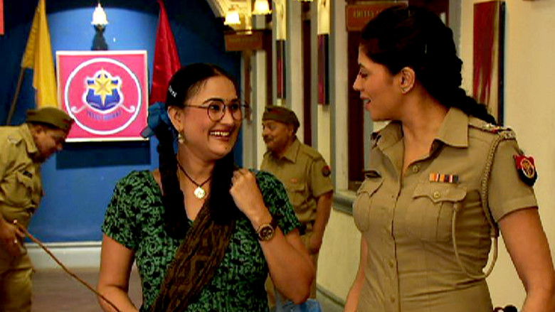 Still image for F.I.R. season 1 episode 1093: Chautala is Surprised to Meet Her Childhood Friend
