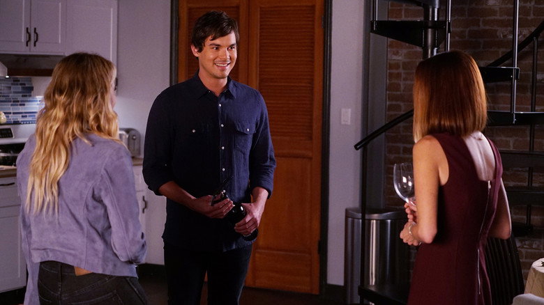Still from Pretty Little Liars - Season 7 Episode 17