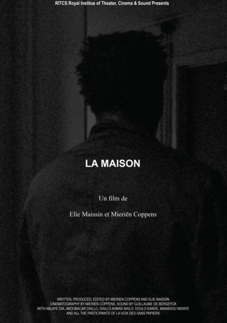La Maison background