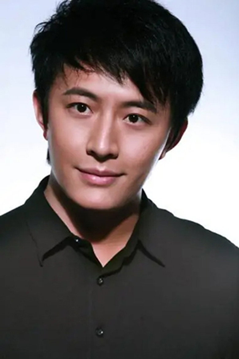 翟羽佳