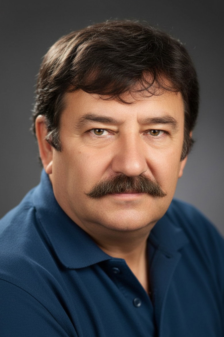 Hüseyin Zan photo 3