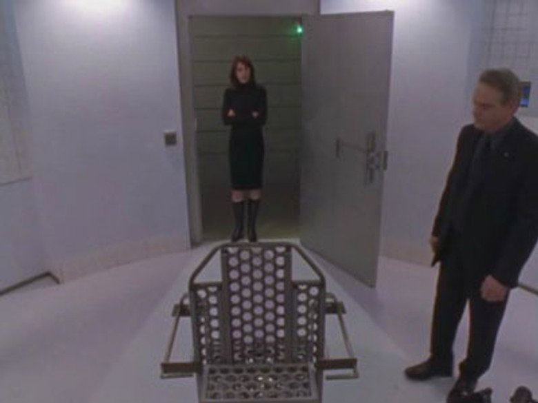 Still from Nikita - Temporada 5 Episodio 6