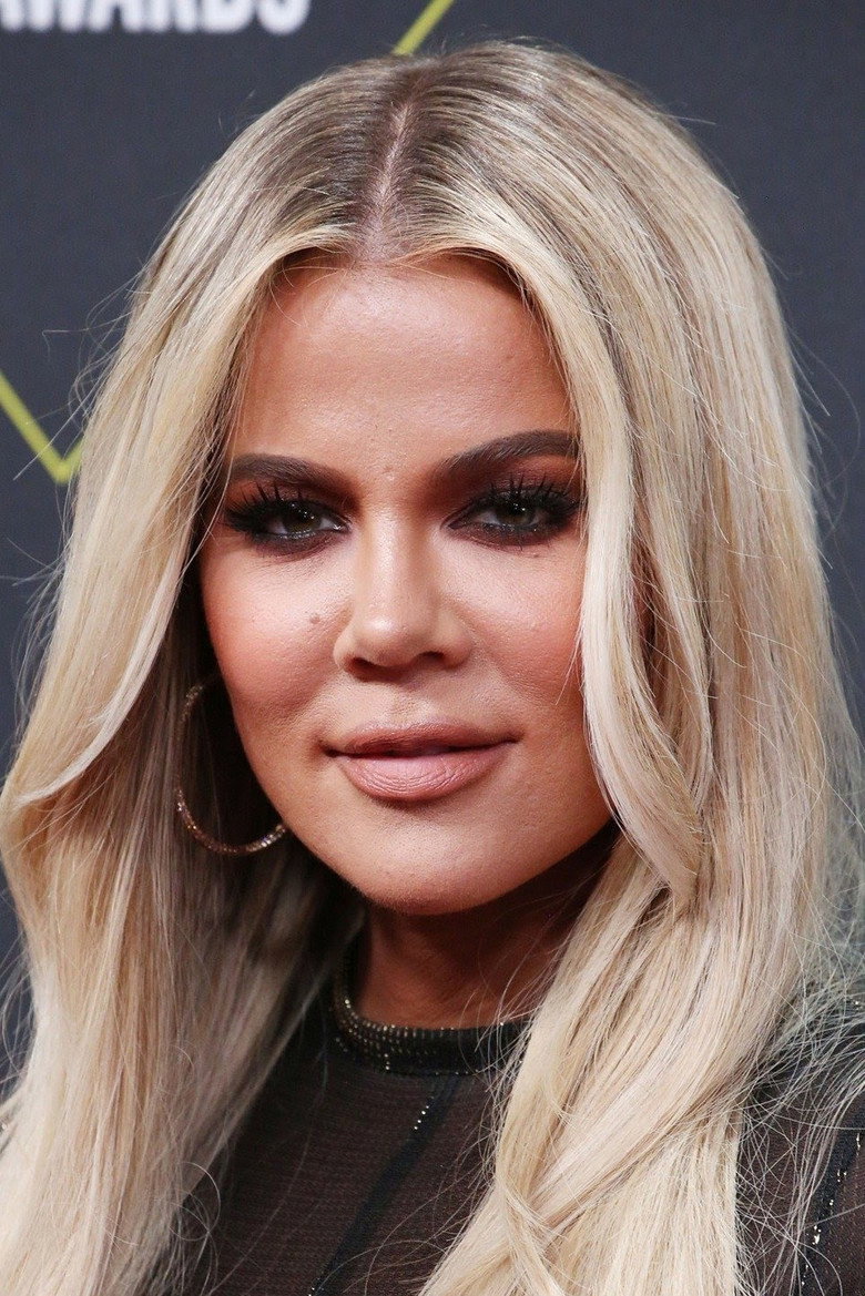 Khloé Kardashian photo 5