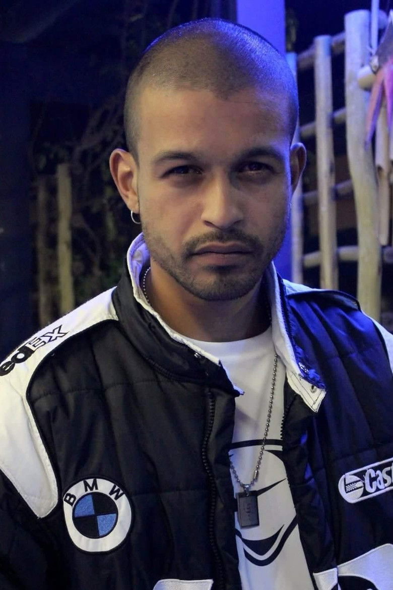 Luke Rhode portrait image