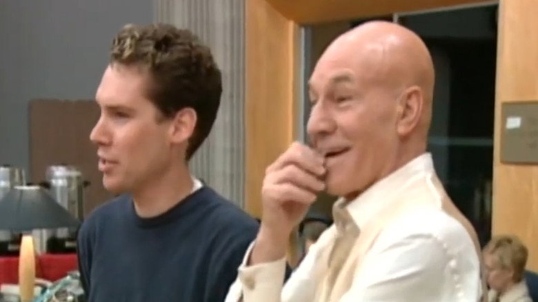 Image d'arrière-plan 2 du film Requiem for Mutants: The Score of X2