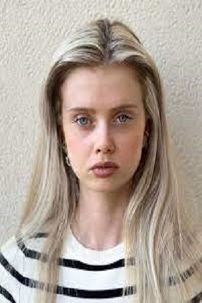 Coline Bellin portrait image