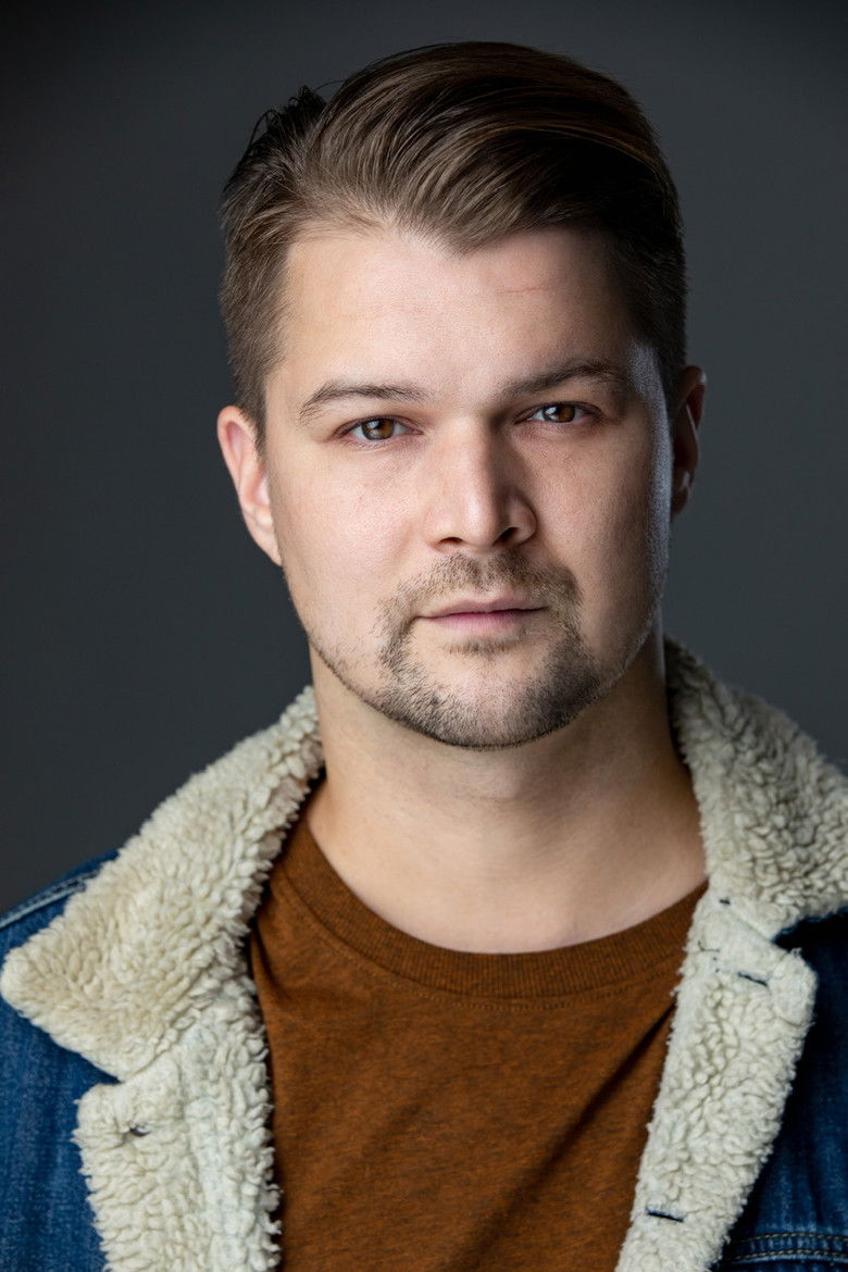 Alex Montyro portrait image