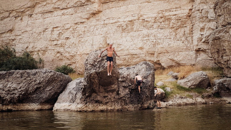 Still from Anthony Bourdain: Parts Unknown - Season 12 Episode 5