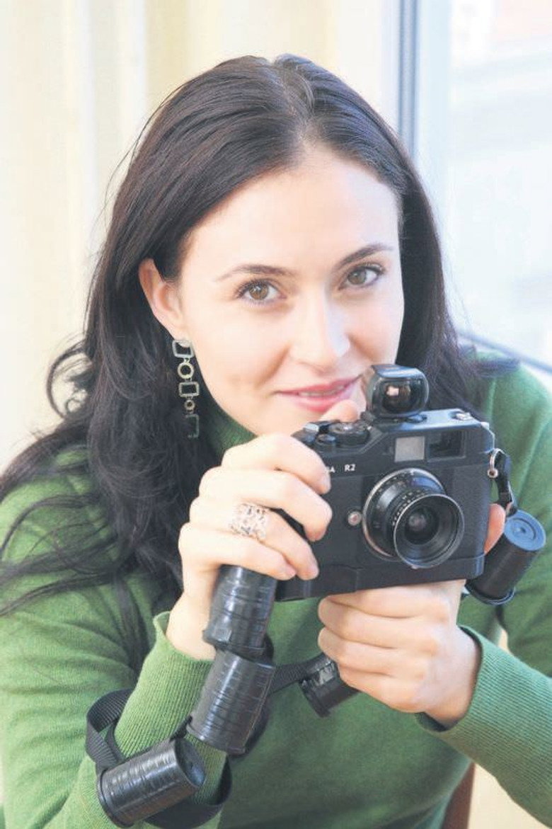 Ceyda Düvenci photo 3
