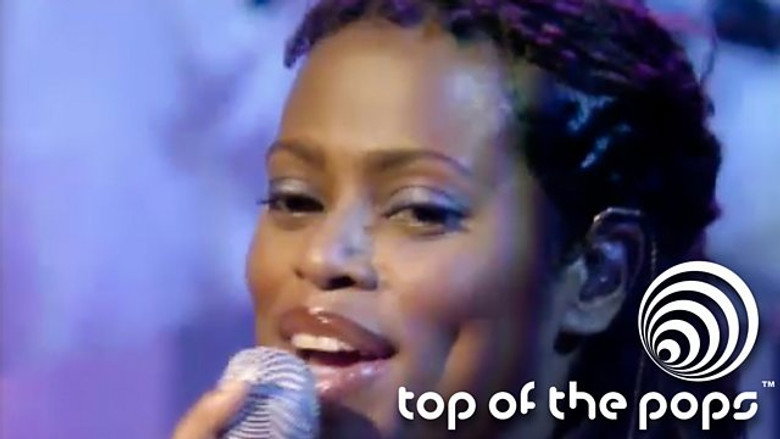 Top of the Pops S36E13 still