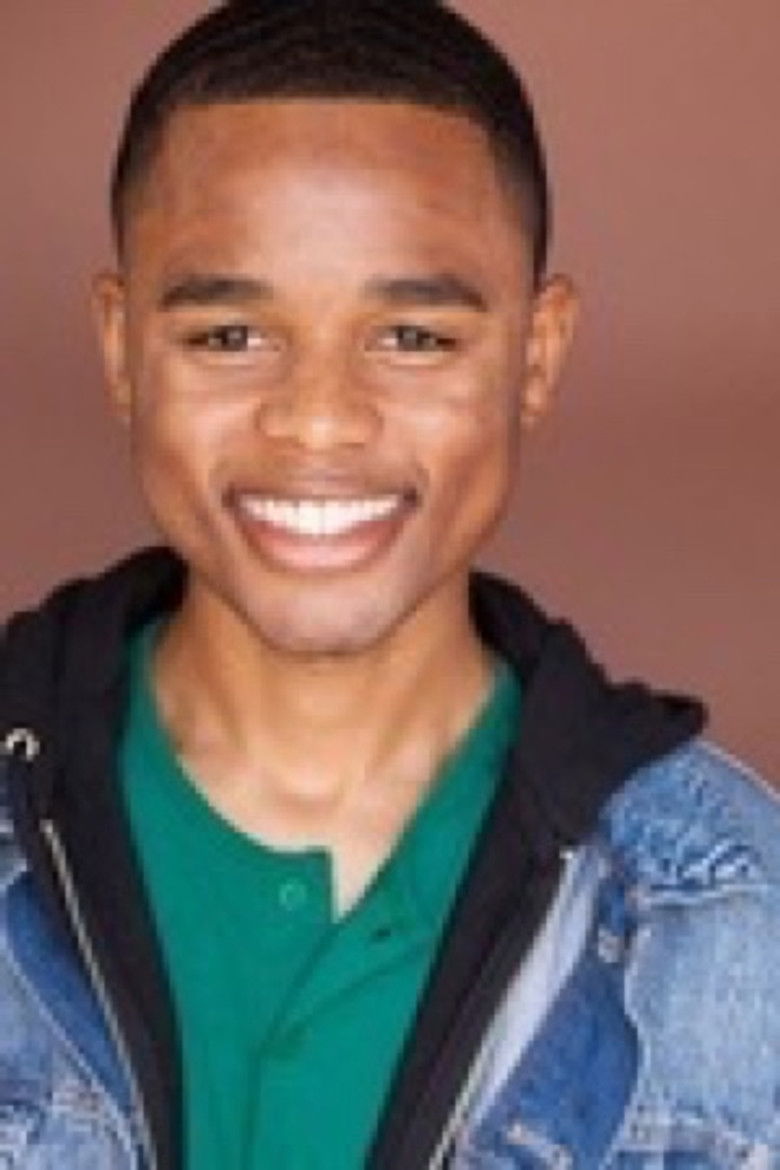 Aaron Bledsoe portrait image