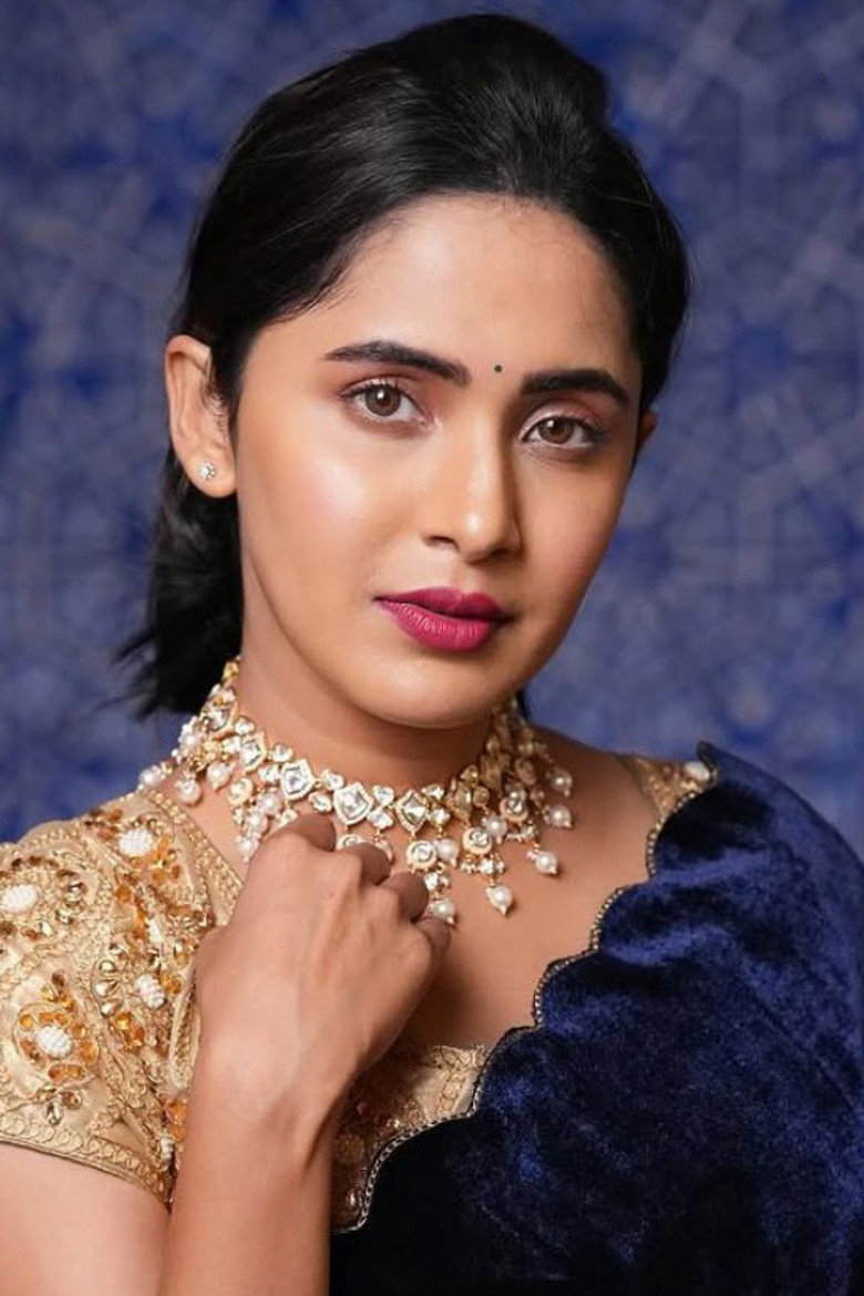 Anushka Sarkate photo