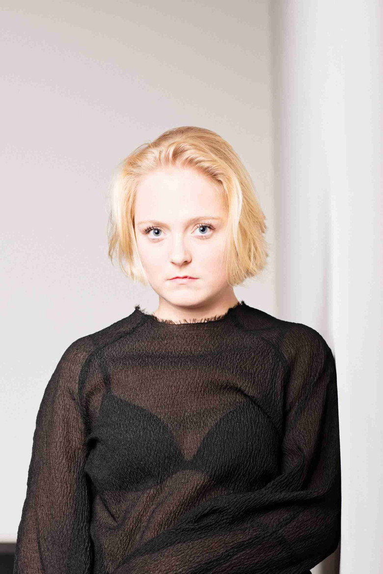 Esther Ymkje van Steenis portrait