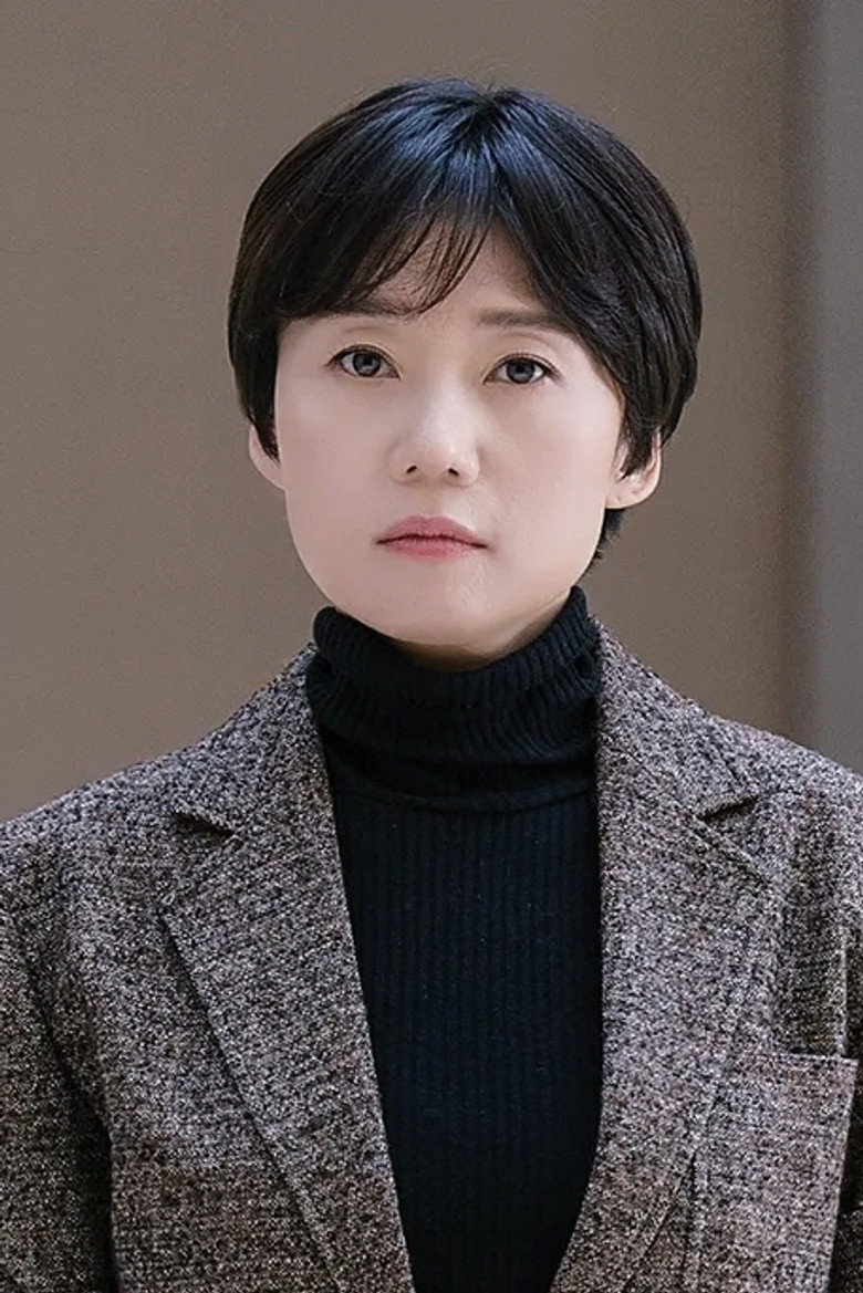 Lee Kyoung-mi 2