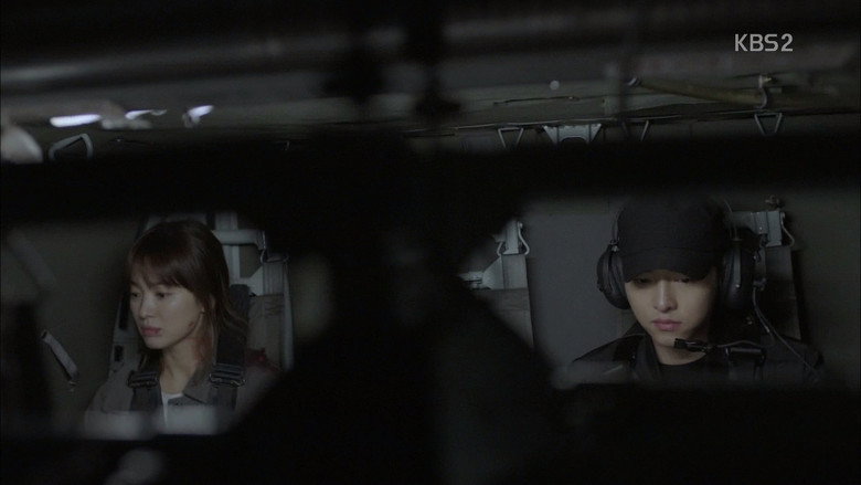 Still from Descendants of the Sun - Season 1 Episode 12