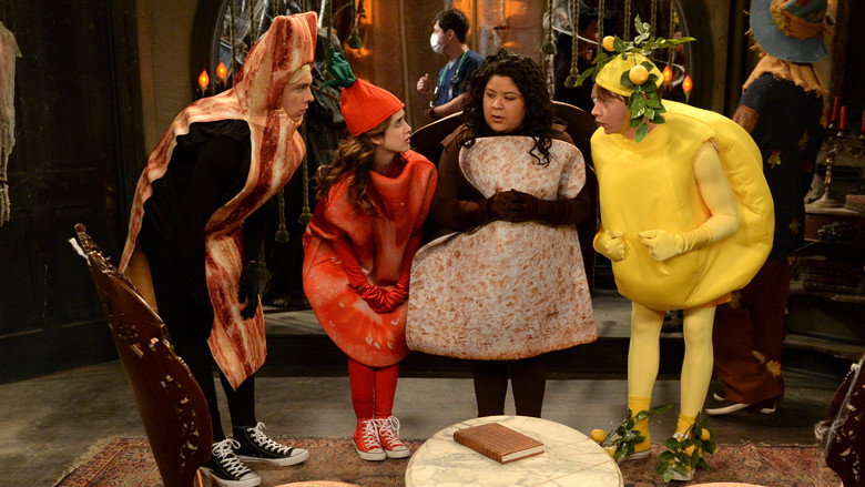 Still from Austin & Ally - Season 4 Episode 15