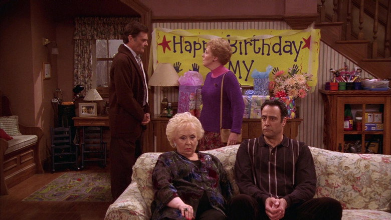 Still from Everybody Loves Raymond - ซีซัน 9 ตอน 15