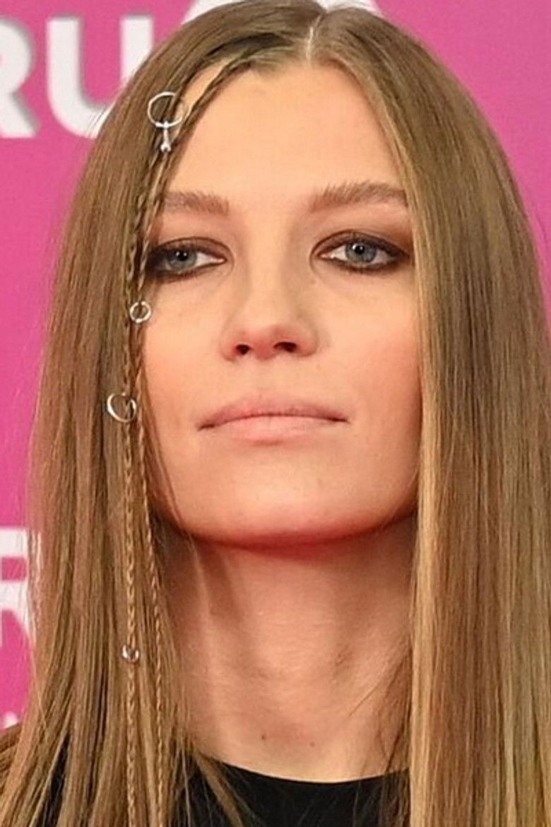 Mariya Sheikh portrait image