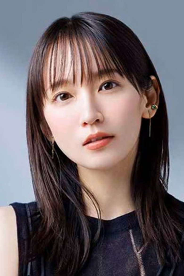Riho Yoshioka photo 12