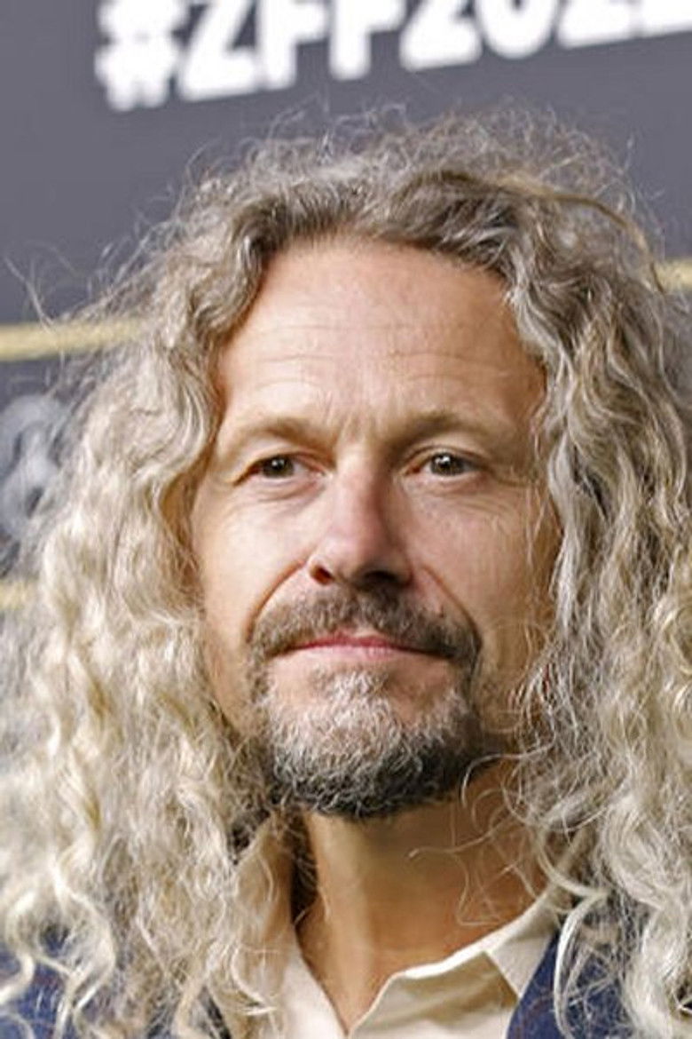 Adam Nielsen portrait image