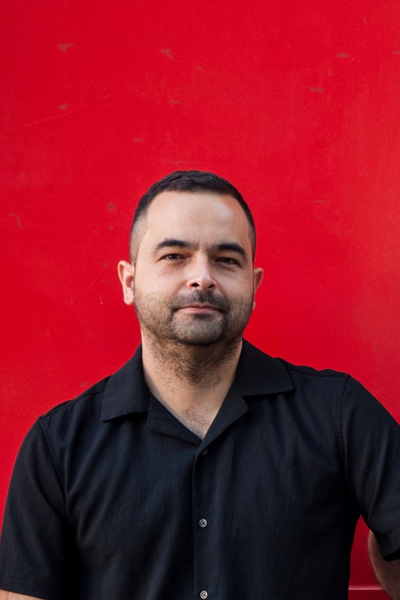 Adolfo Valor portrait image