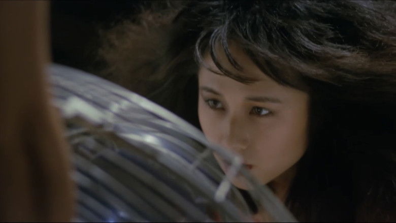 Waisetsuna onna: kuroi hada ni naku backdrop 7