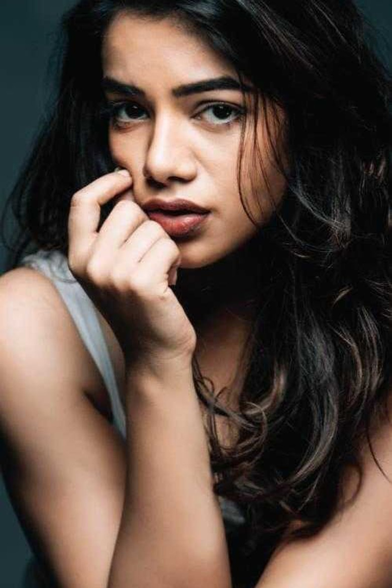 Nidhi Singh photo 3
