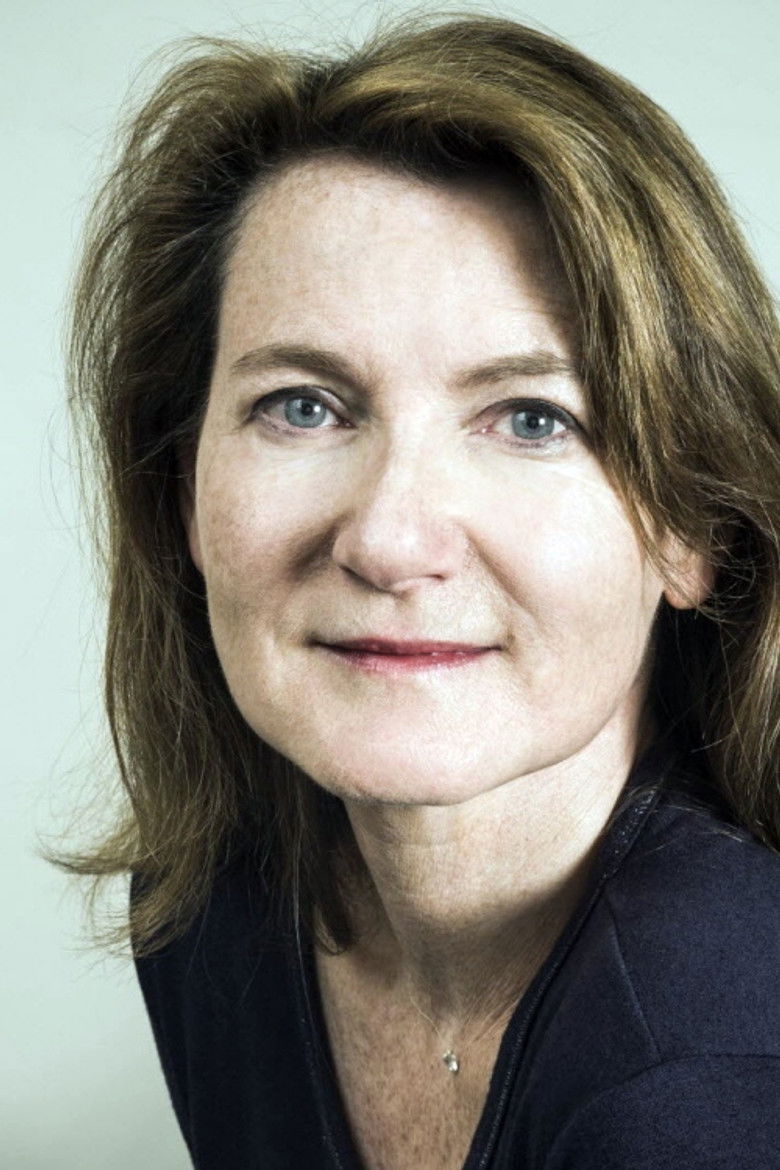 Ève de Castro portrait image