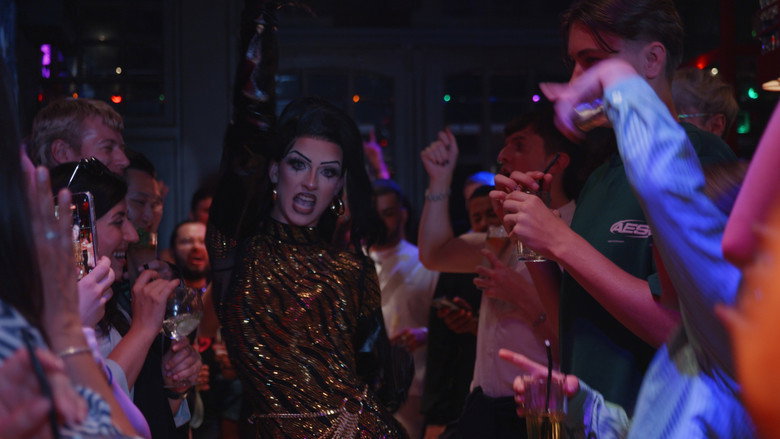 Becoming Her - A Life in Drag still 9