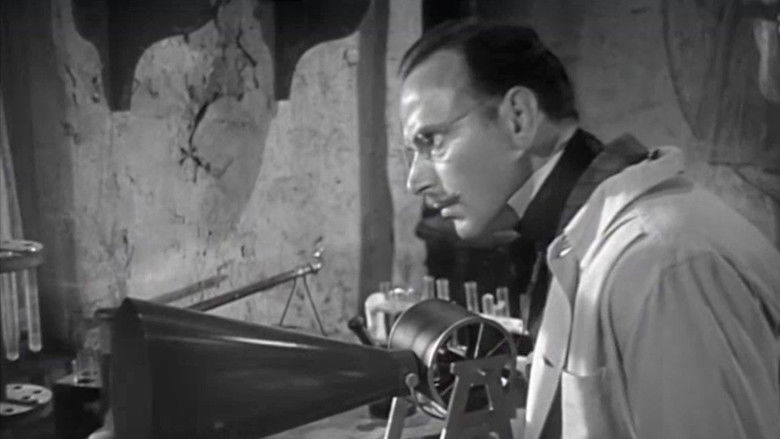 The Voice That Thrilled the World