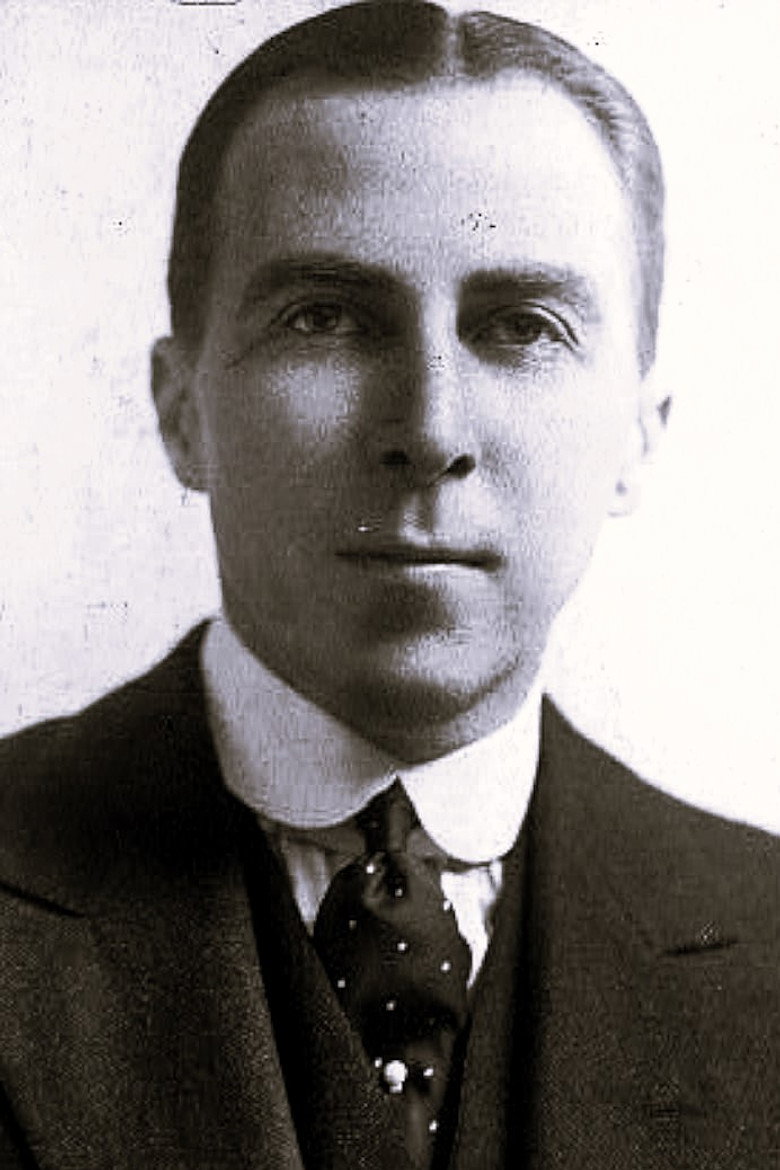 Hassard Short photo 3