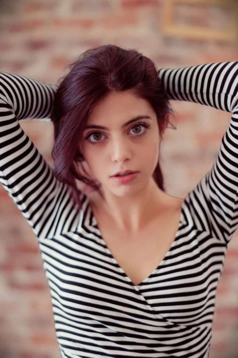 Güliz Aybay portrait
