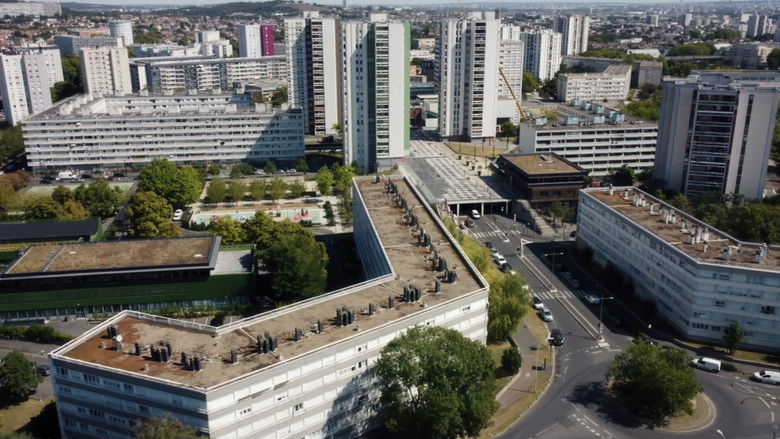 Gallery image from q01gCv2ueKVMJAEdnJT0WOoSjBF.jpg