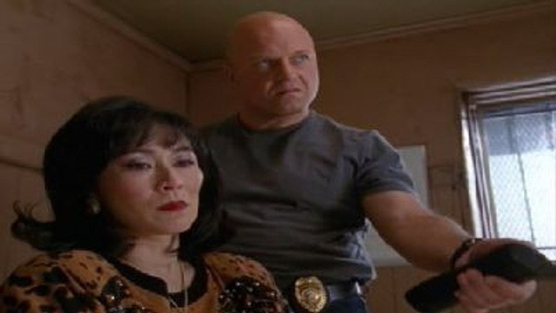 The Shield S01E06 — Cherrypoppers episode still