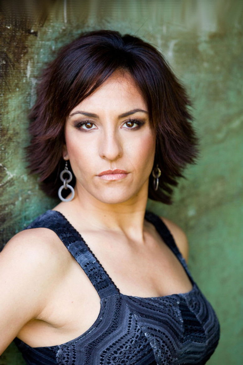 Carrie Reeves portrait image