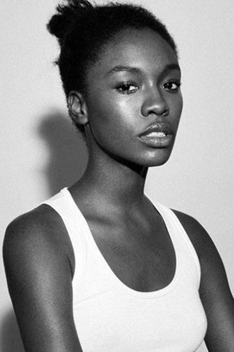 Samira Carvalho photo 3