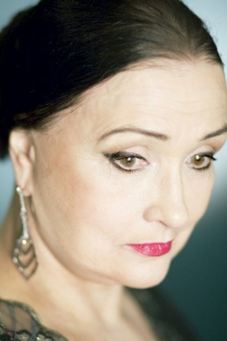 Zinaida Kirienko photo 3